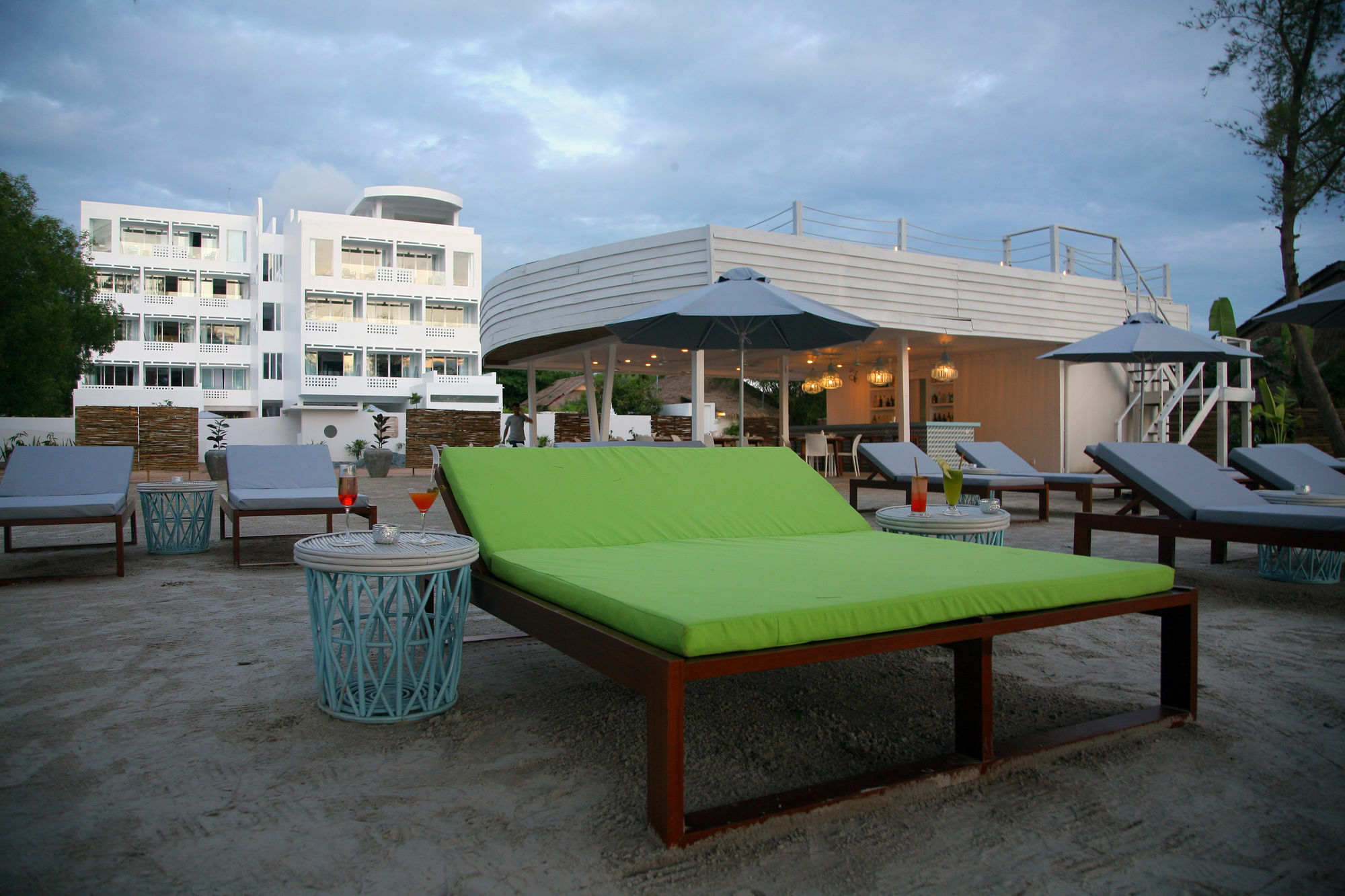 Naia Resort Σίχανουκβιλ Εξωτερικό φωτογραφία
